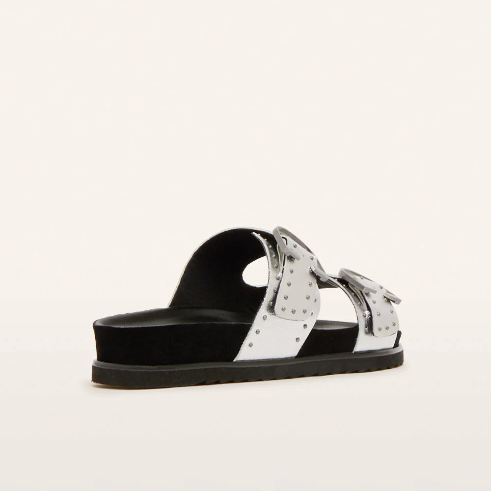 Deon Sandal