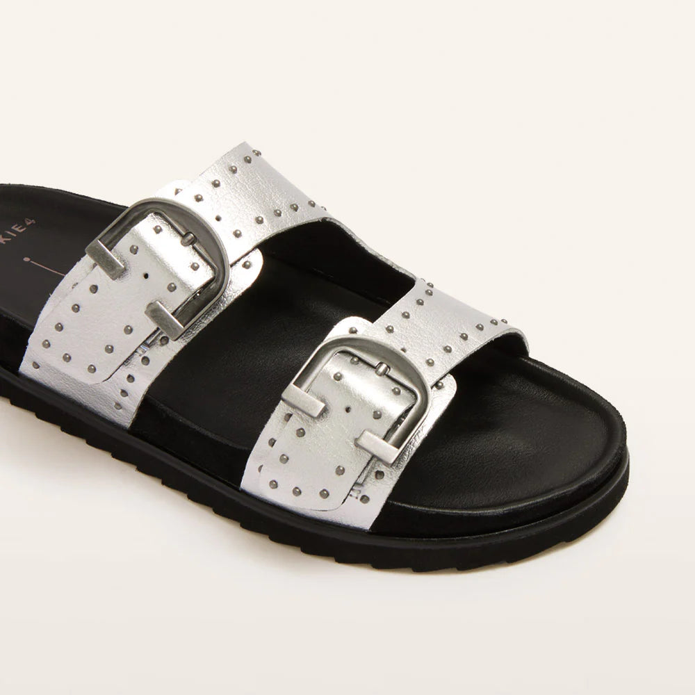 Deon Sandal