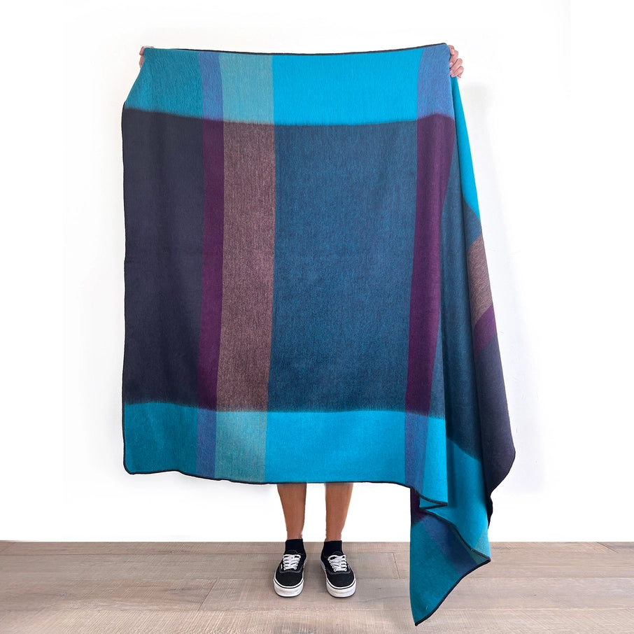 Alpaca Throw Blanket - Nightfall