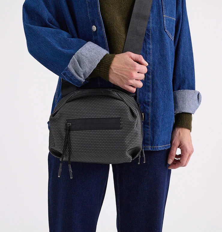 Bonnie Crossbody