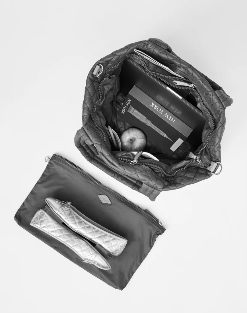 Medium Metro Tote Deluxe-Magnet