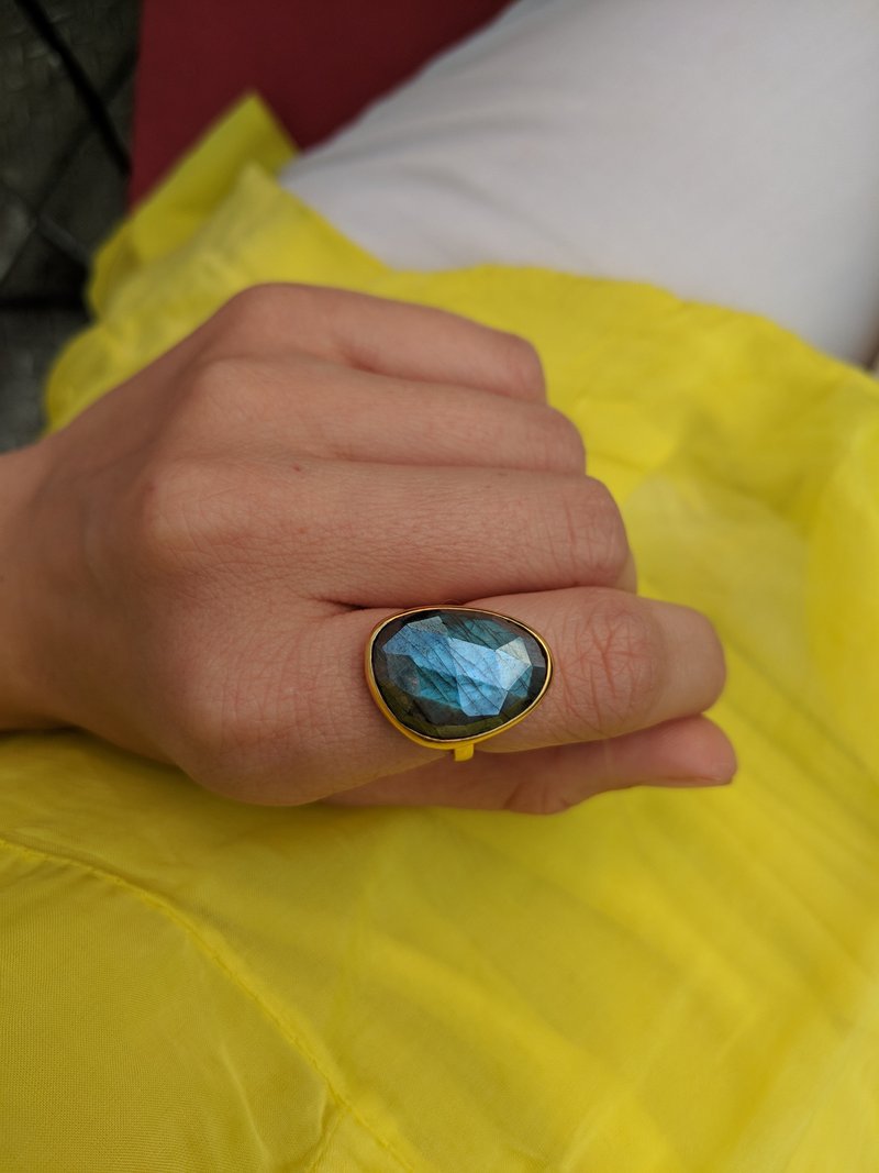 Labradorite Cocktail Ring