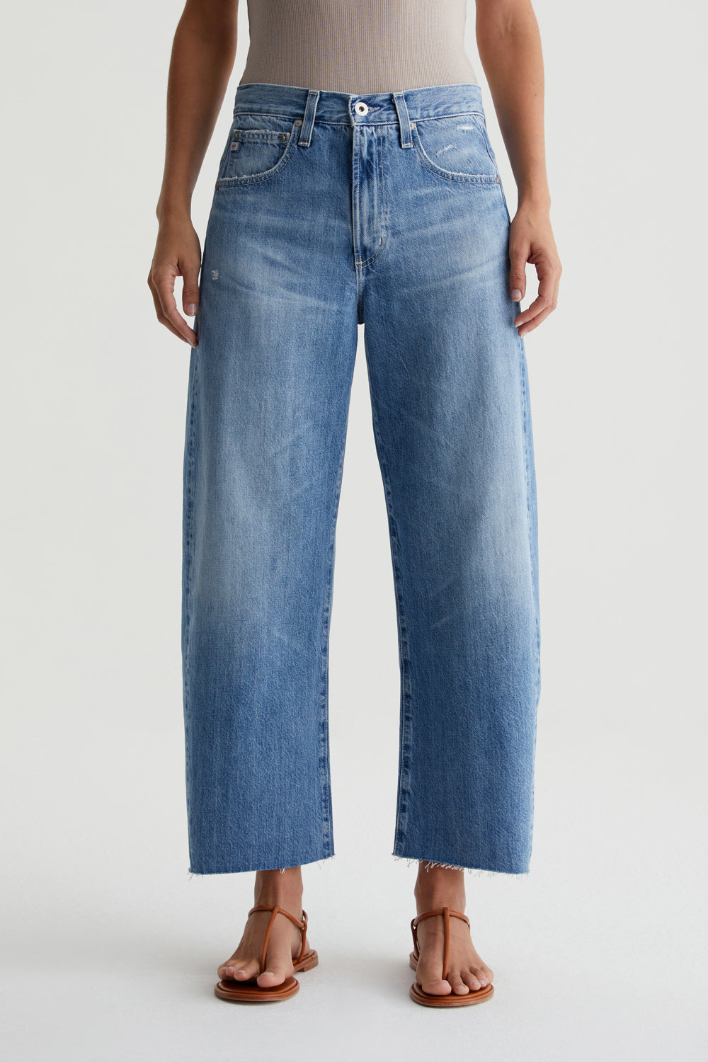 Hattie Barrel Crop - Divergent