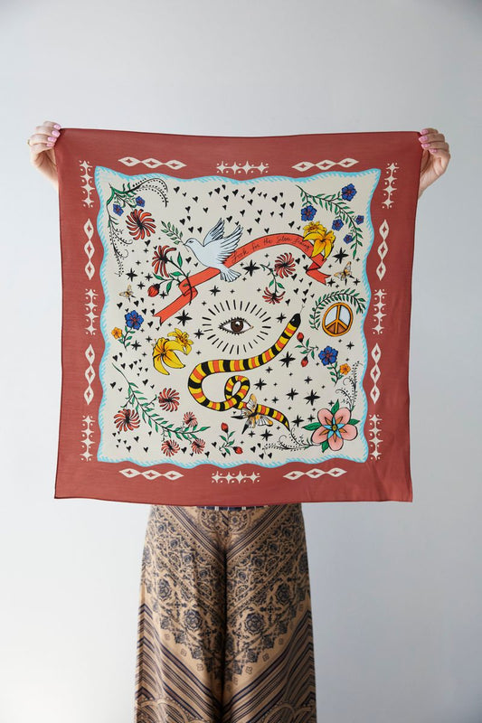 Curio Scarf
