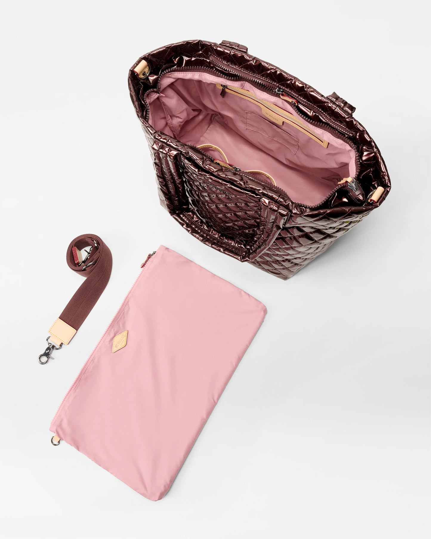 Medium Metro Tote Deluxe - Bordeaux Laquer