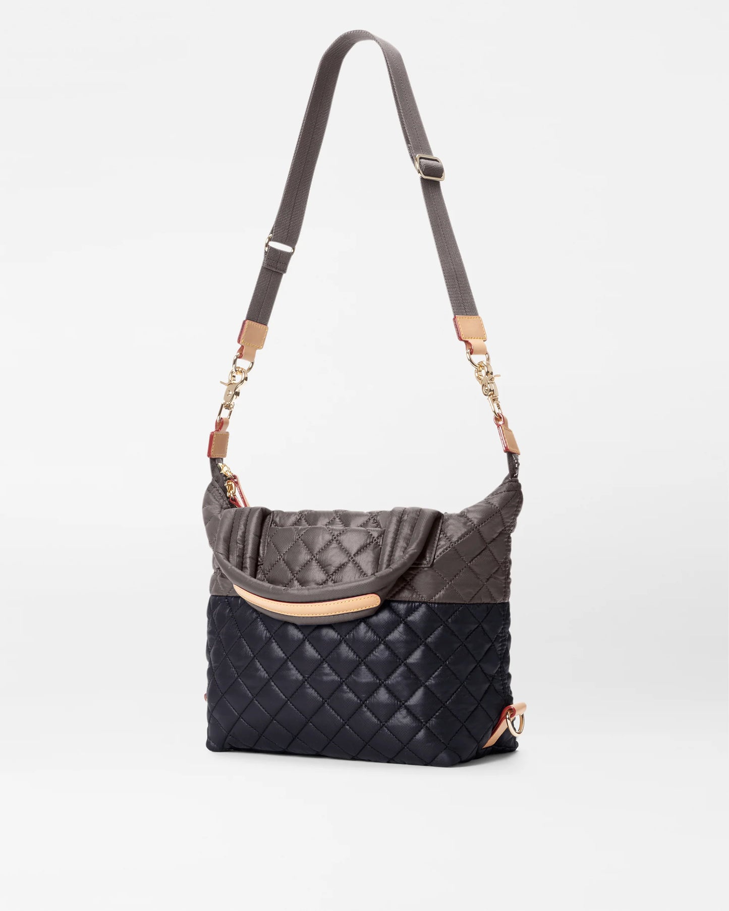 Small Sutton Deluxe-Black/Magnet