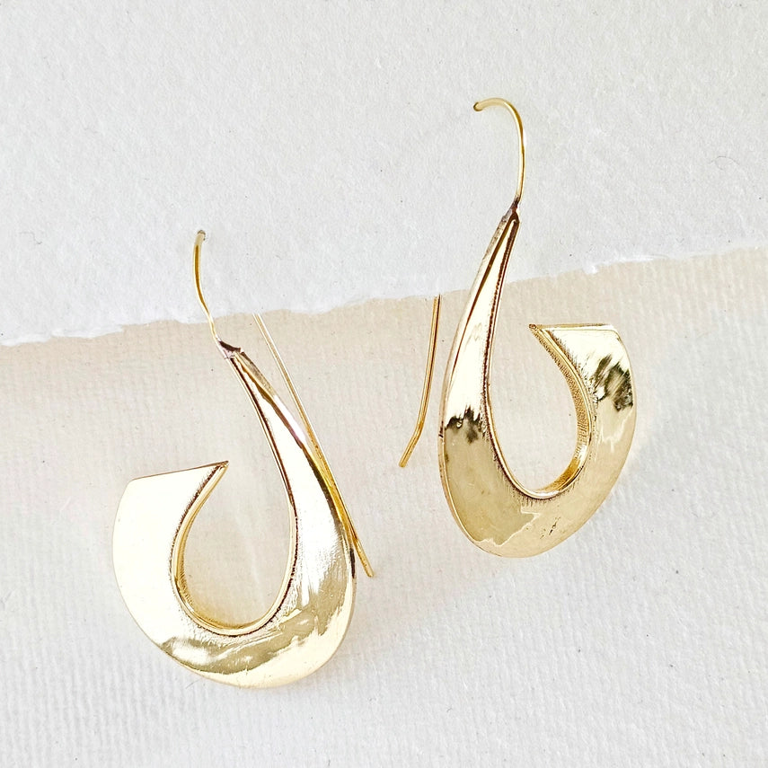 Curved Flat Hook Earrings