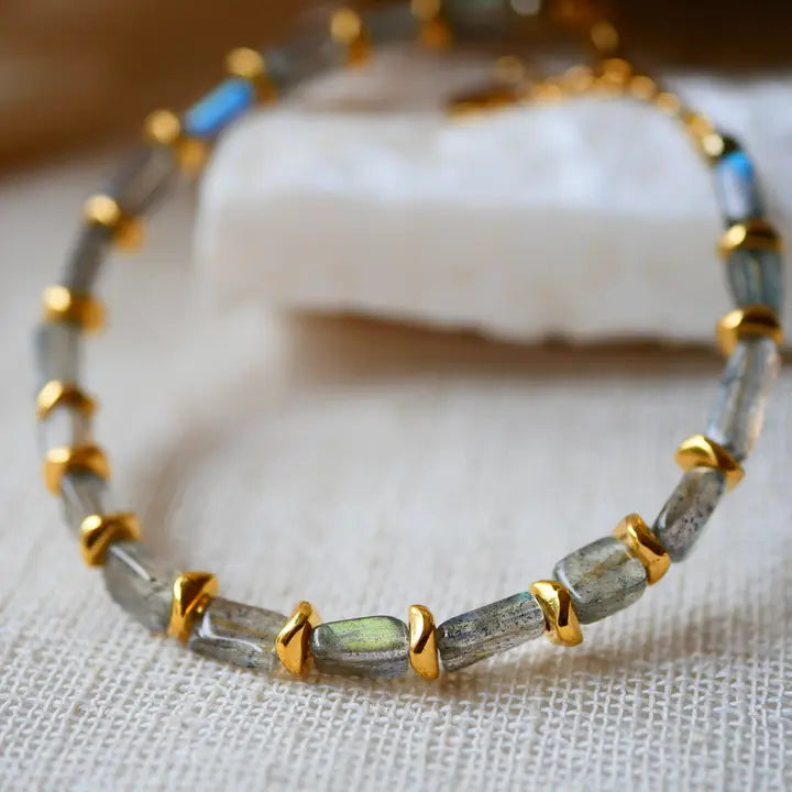 Maelis Labradorite Bracelet
