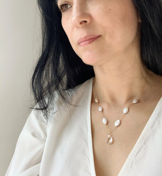Oval Pearl Drop Necklace