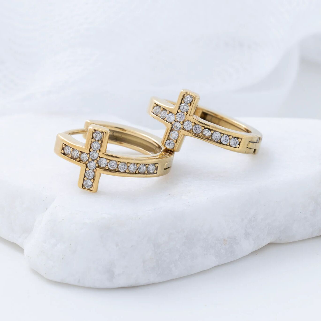 Stone Cross Huggies
