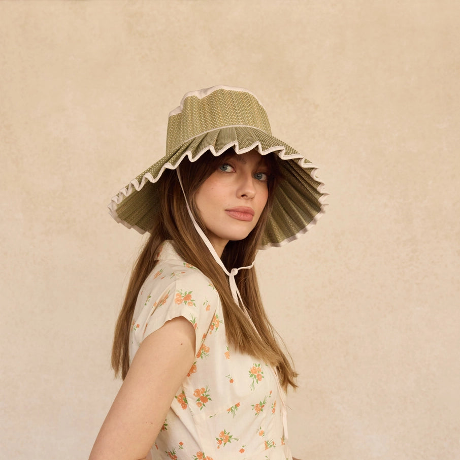 Front Row Capri Hat