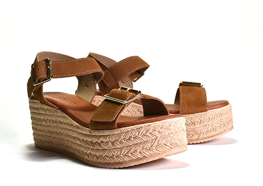 Betsy Sandal