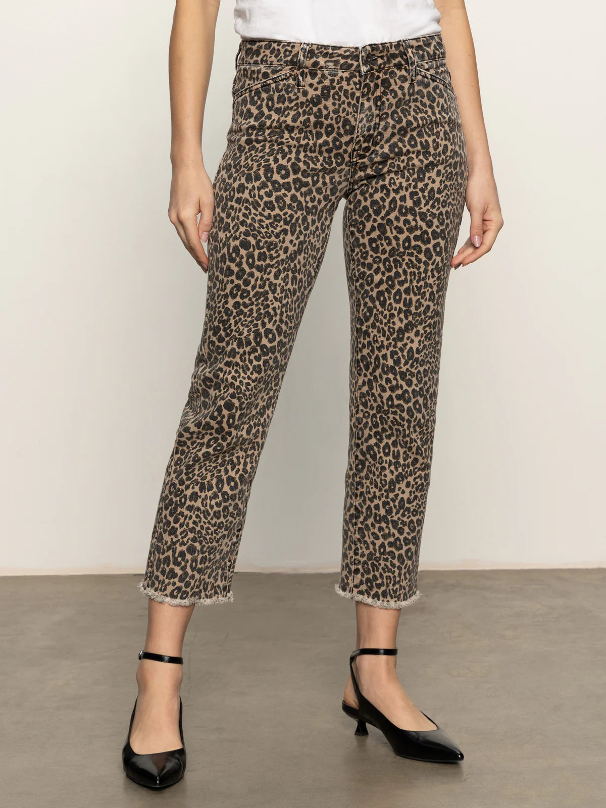 Cadence 90's Straight Crop