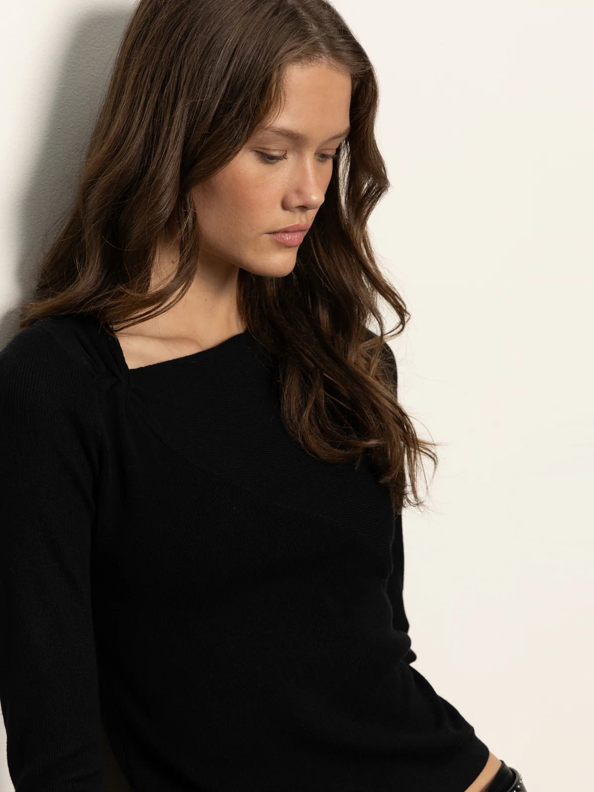 Long Sleeve Shoulder Twist Top