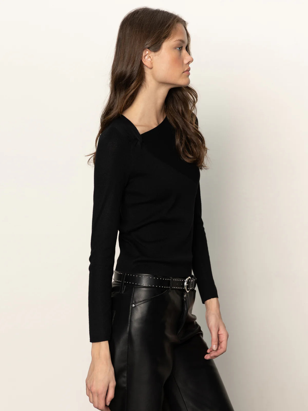 Long Sleeve Shoulder Twist Top