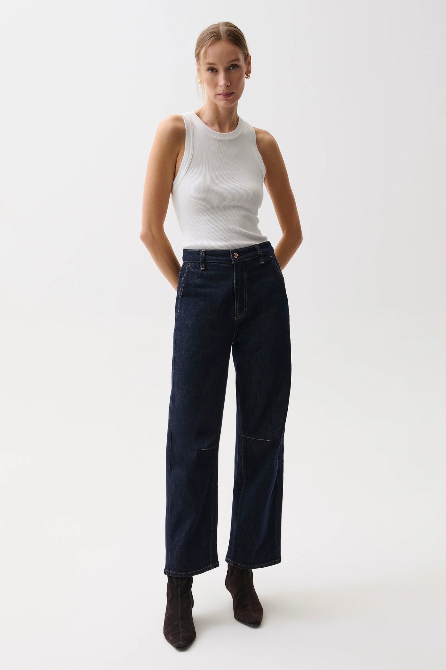 Beau Seamed Crescent - Nightfall