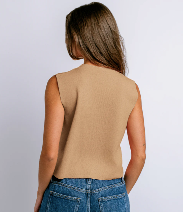 Betty Top - Milk Tea