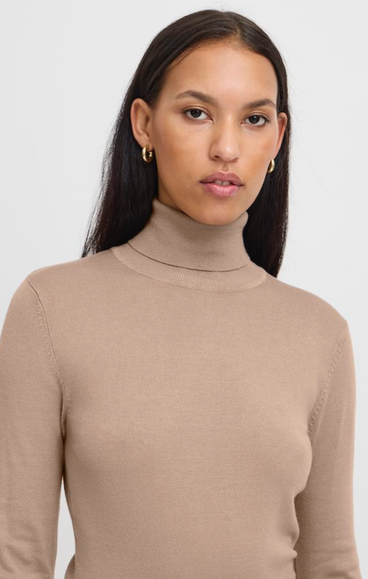 Mafa Turtleneck