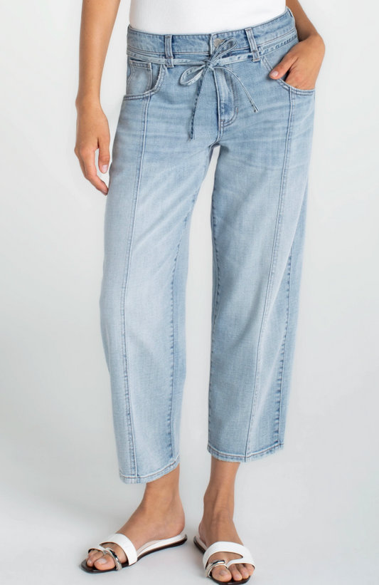 Beachcomber With Self Belt