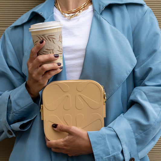 Le Cube Silicone Bag - Café
