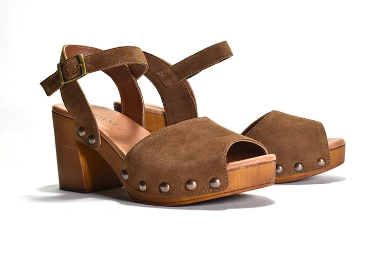 Willa Sandal