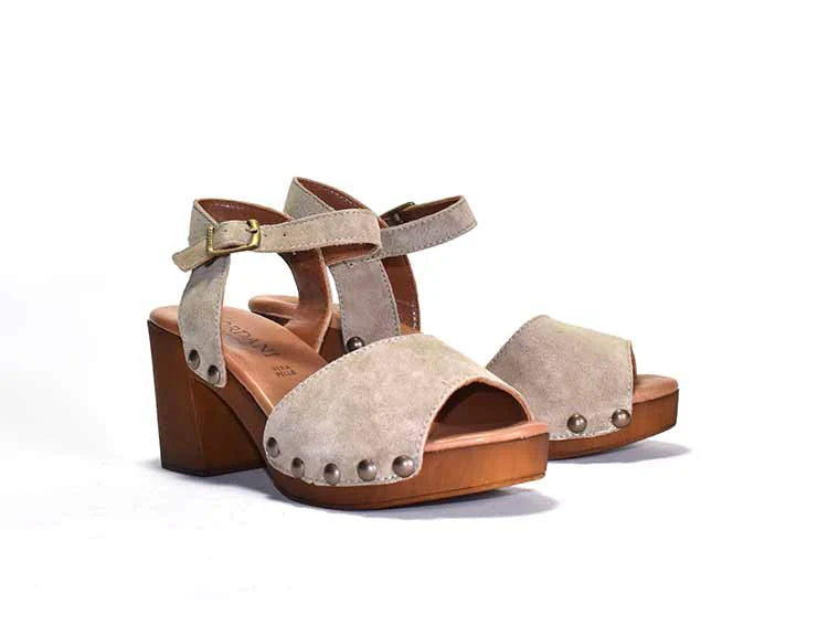 Willa Sandal