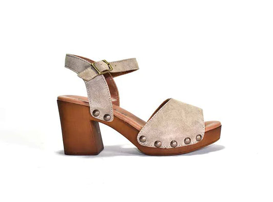 Willa Sandal