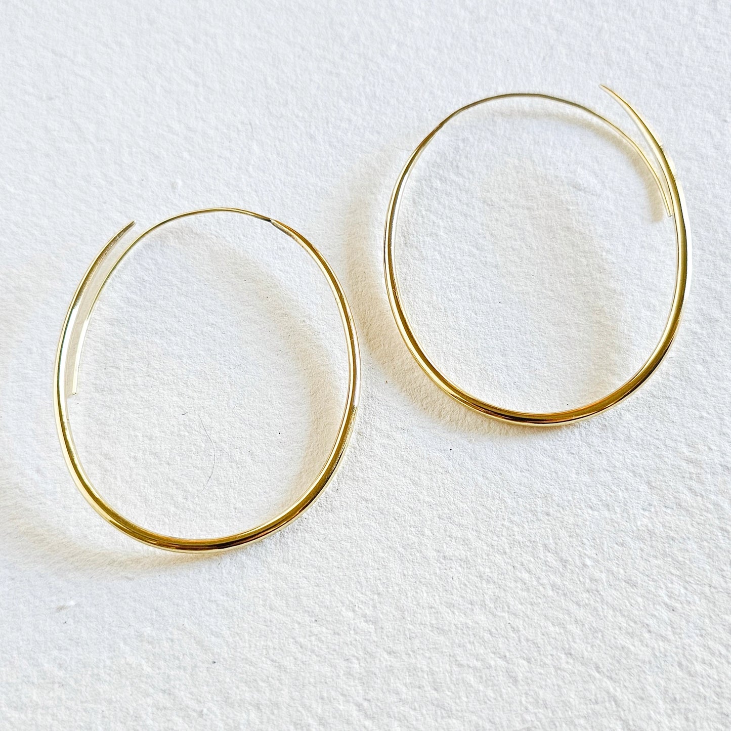 Brass Thread Oval Hoops
