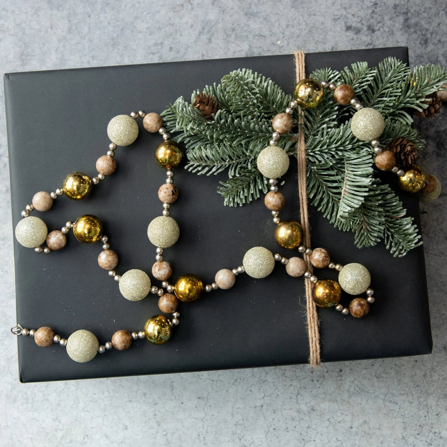 White, Gold & Silver Ball Garland