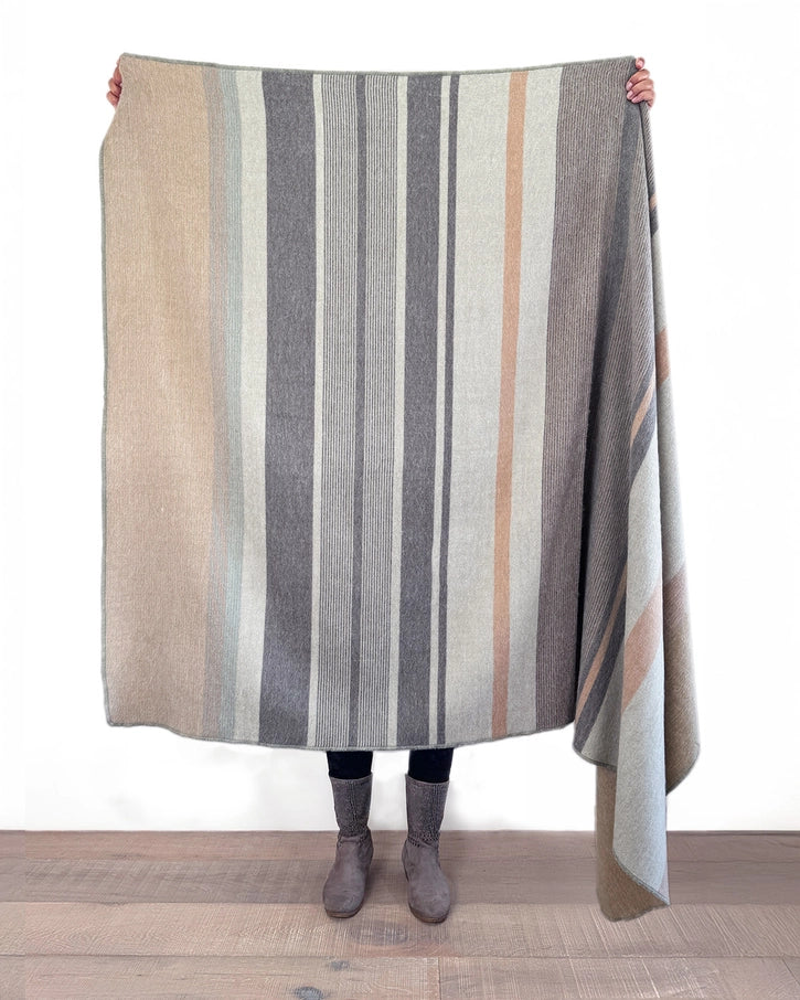 Alpaca Throw Blanket - Vintage Pearl