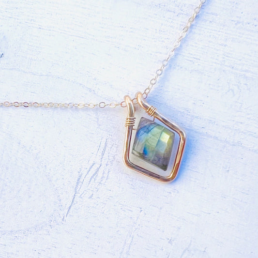 Labradorite Diamond Cut Necklace